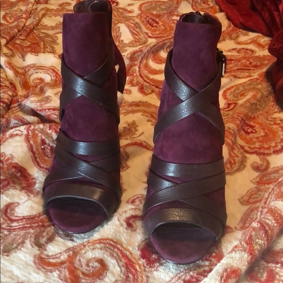 Vince Camuto Peeptoe Suede Leather Heels - Picture 4 of 5